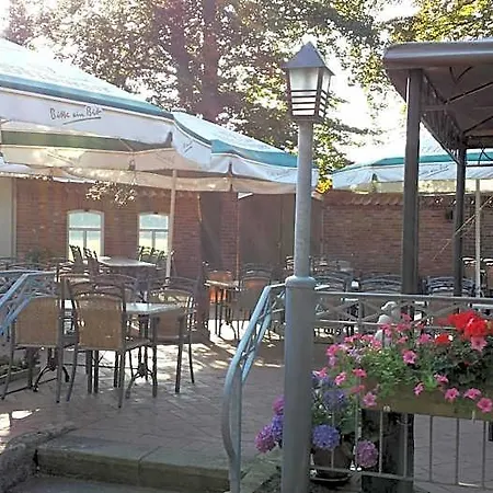 Restaurant Am Pfauenhof فندق 3*